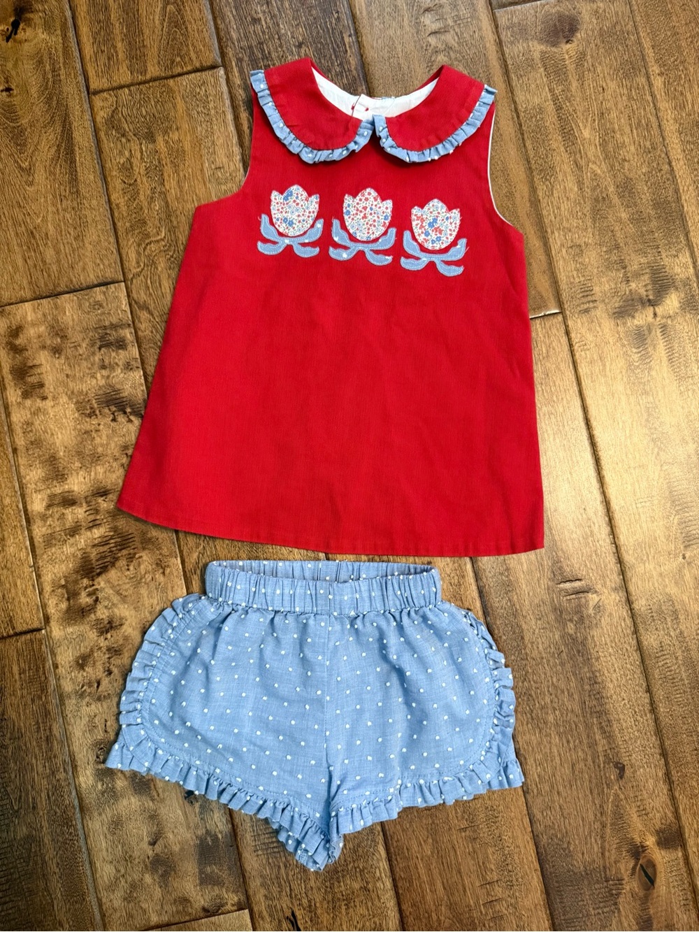 Hannah Kate Red floral shirt with Blue Polka Dot Shorts Set size 4